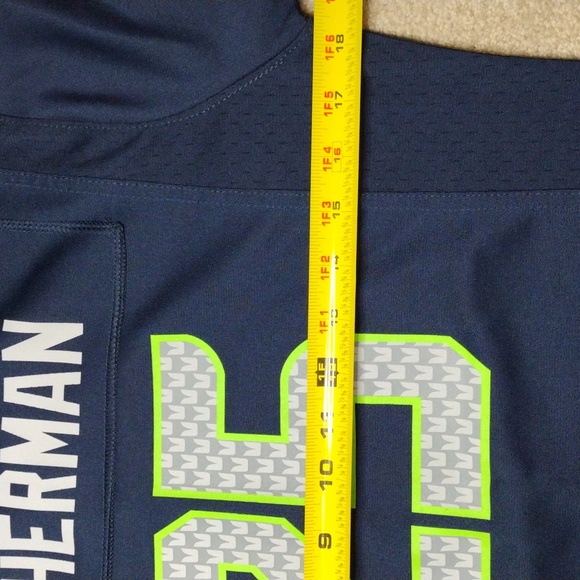 SEATTLE Seahawks kids XL (16) jersey - Picture 9 of 10